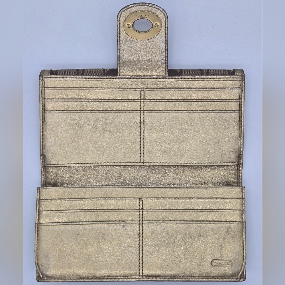 Coach Turnlock Gold Signature C Wallet - Picture 4 of 14